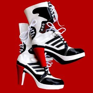 COPY - Harley Quinn lace up heel boots